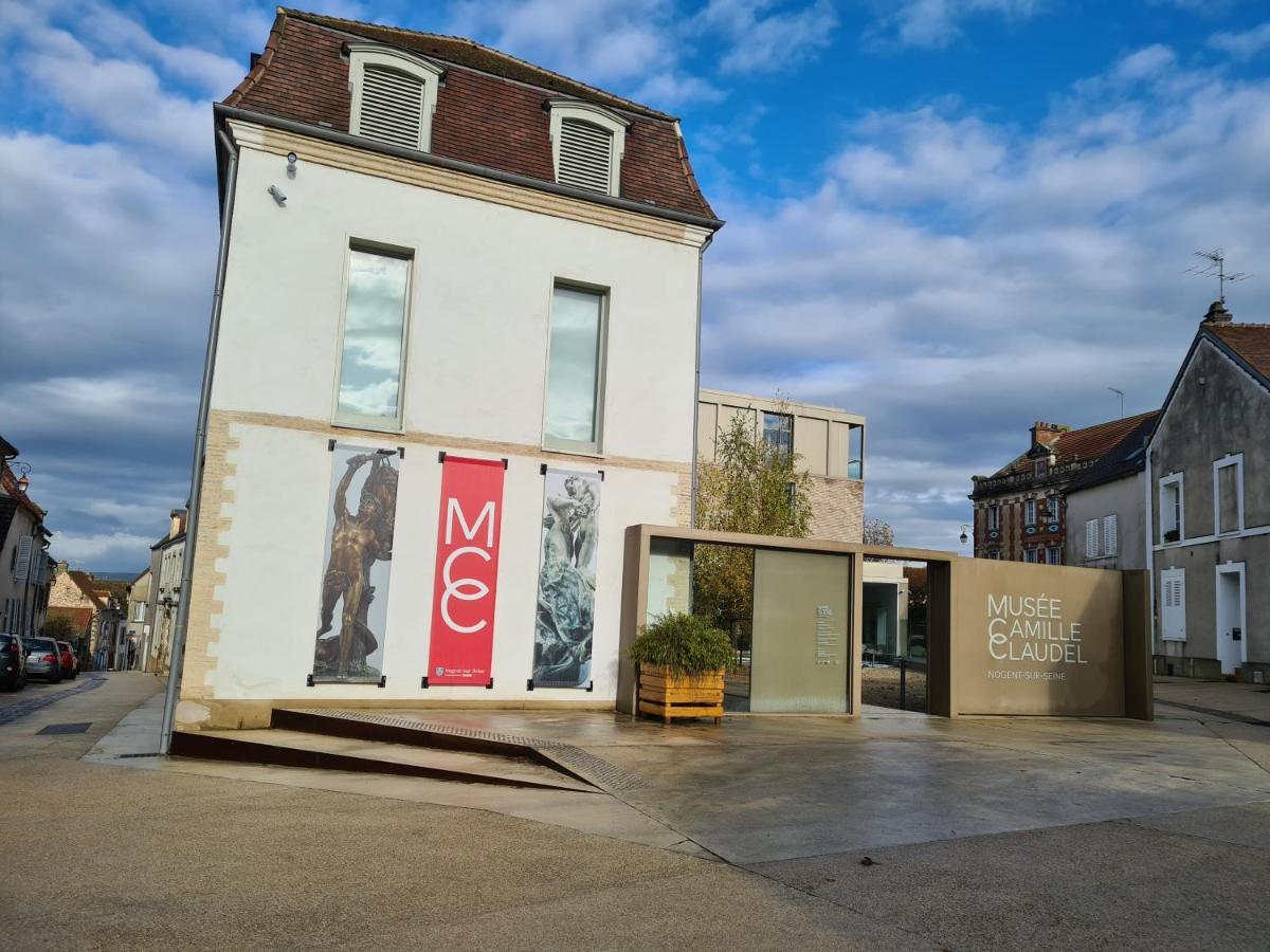 Hotel Le Relais De L'Endormie Nogent-sur-Seine Exterior foto